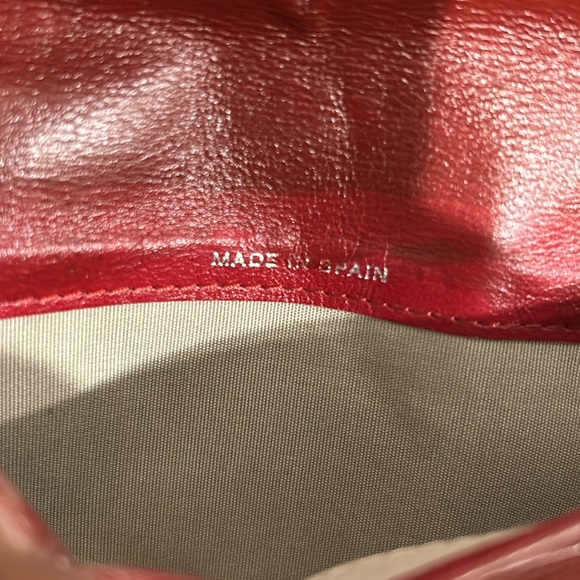 Chanel  Quilted Patent Leather Brilliant Wallet with box /dust bag +COA - Picture 10 of 14